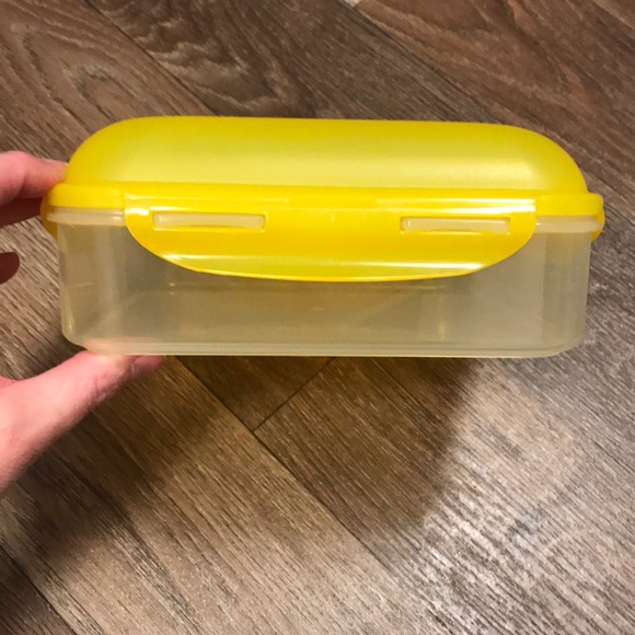 Lock & Lock Container - Picture 2 of 4